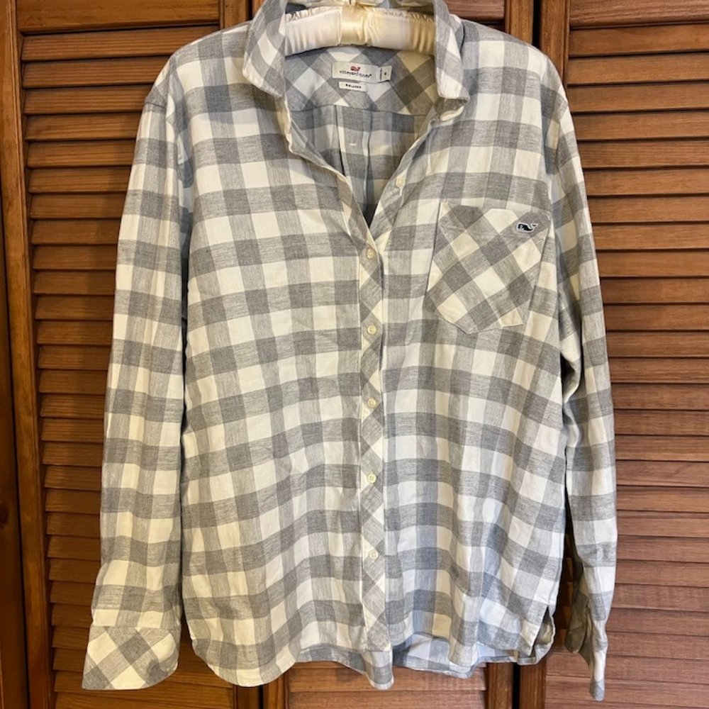 vineyard vines relaxed checkered button up, grey + white, size 16